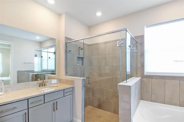 $3,800 | 4327 Silo Prt Court, Lakewood Ranch, FL 34211