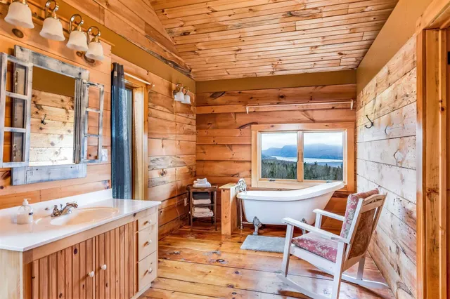 $1,799,000 | 640 Whetstone Lane, Brownington, VT 05860