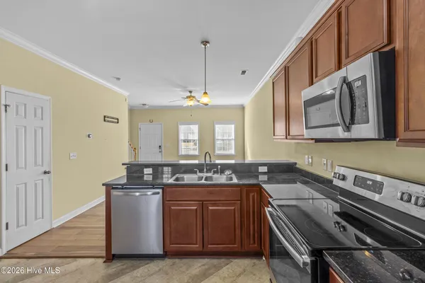 $1,500 | 313 Burley Drive, Unit 10, Hubert, NC 28539