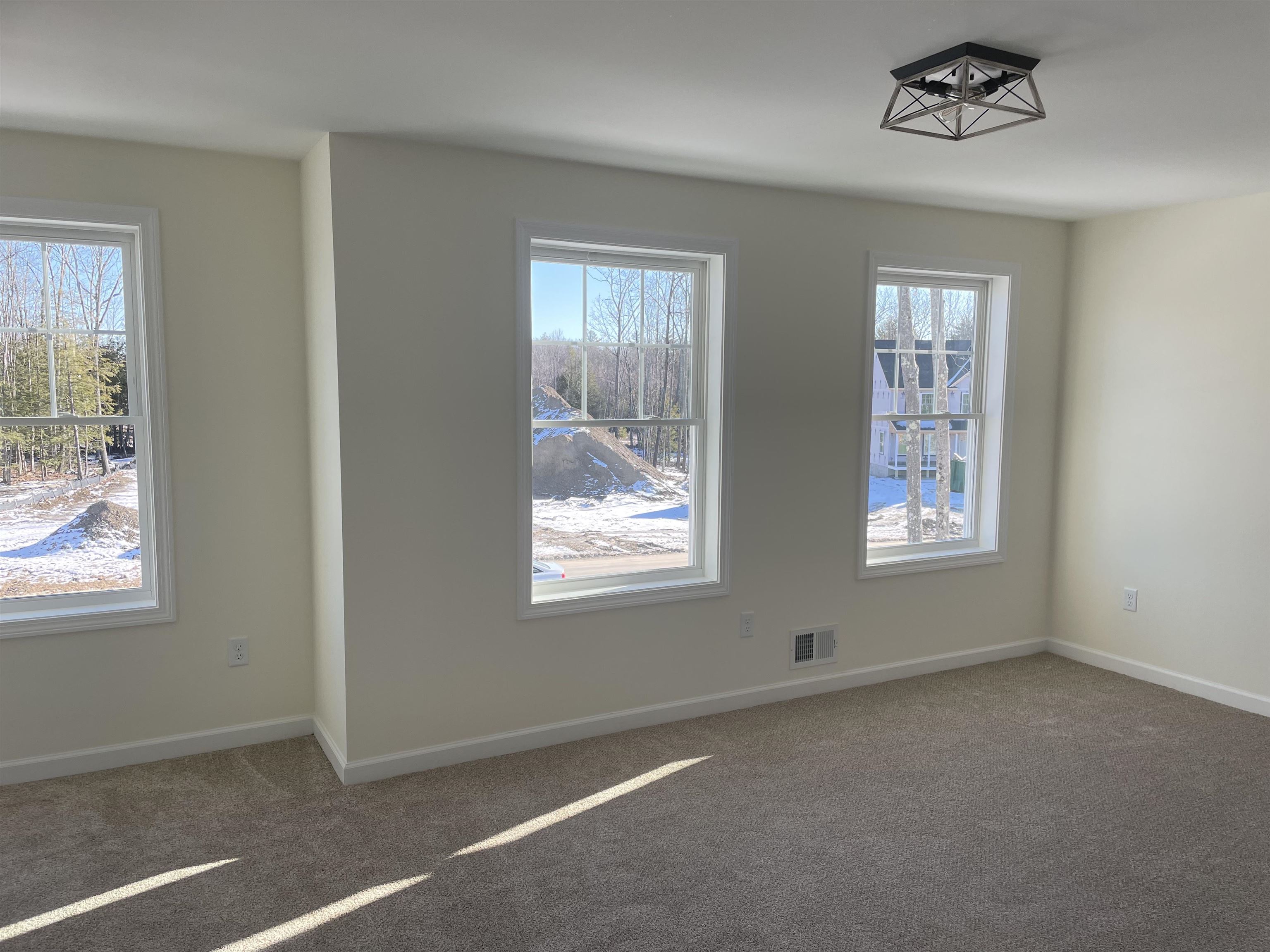 68 Ida Circle, Unit 31019 Rochester, NH 03868 - Photo 17 of 25