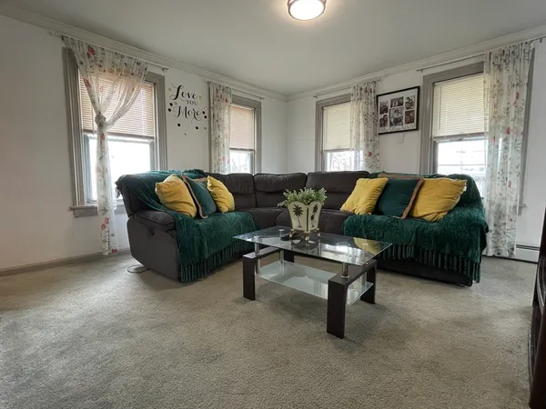 $339,900 | 42 East Main Street, Webster, MA 01570