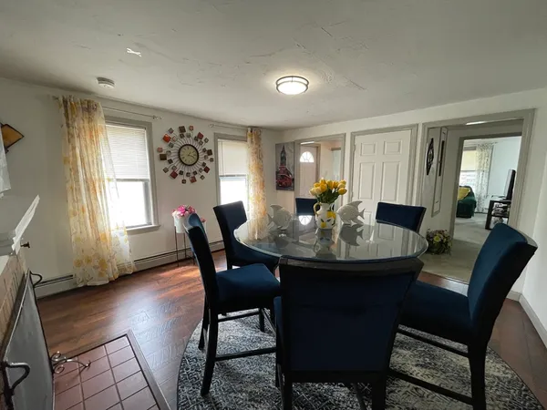 $339,900 | 42 East Main Street, Webster, MA 01570