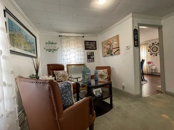 $339,900 | 42 East Main Street, Webster, MA 01570