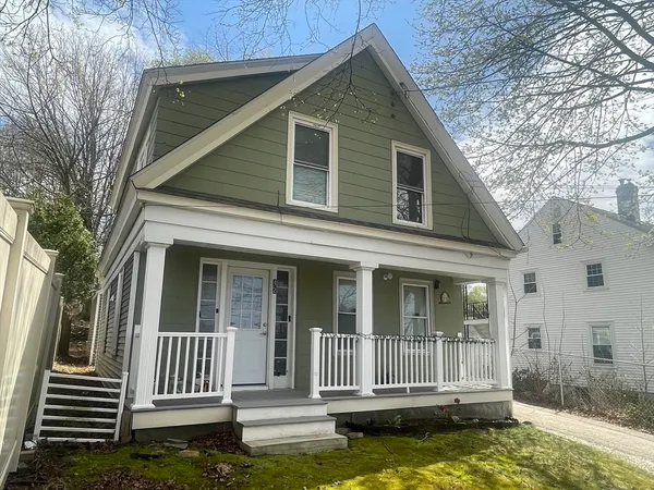 $339,900 | 42 East Main Street, Webster, MA 01570