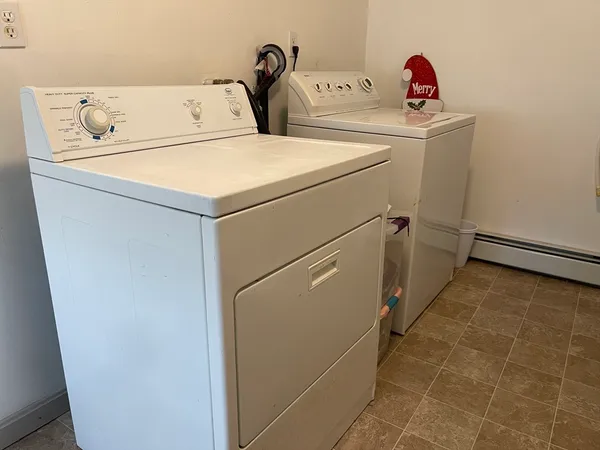 $339,900 | 42 East Main Street, Webster, MA 01570