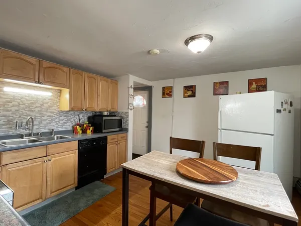 $339,900 | 42 East Main Street, Webster, MA 01570