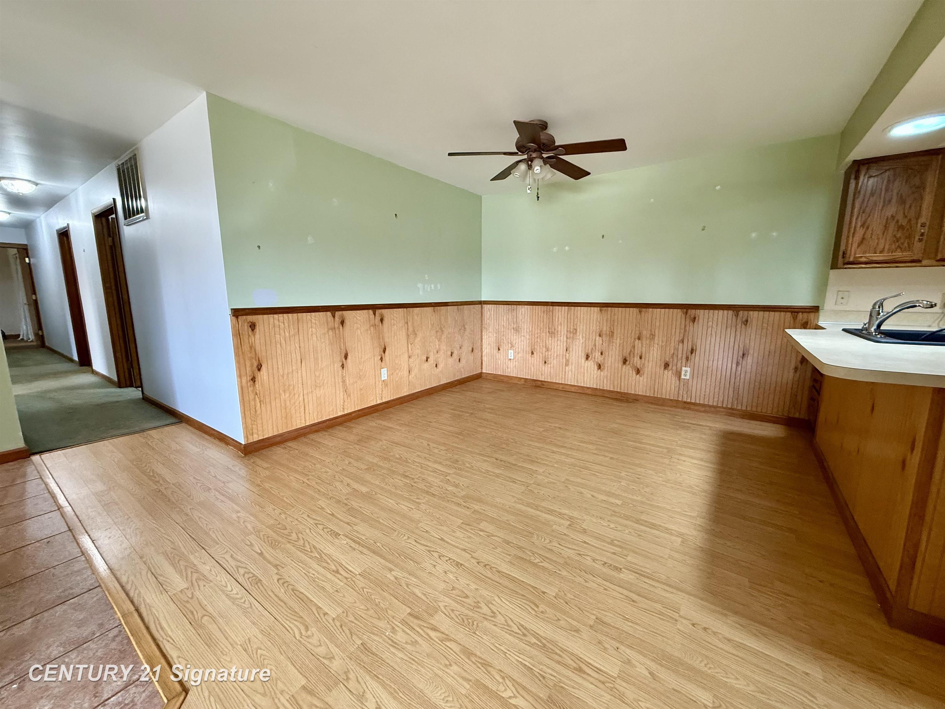 7083 Hackett Road Freeland, MI 48623 - Photo 5 of 28