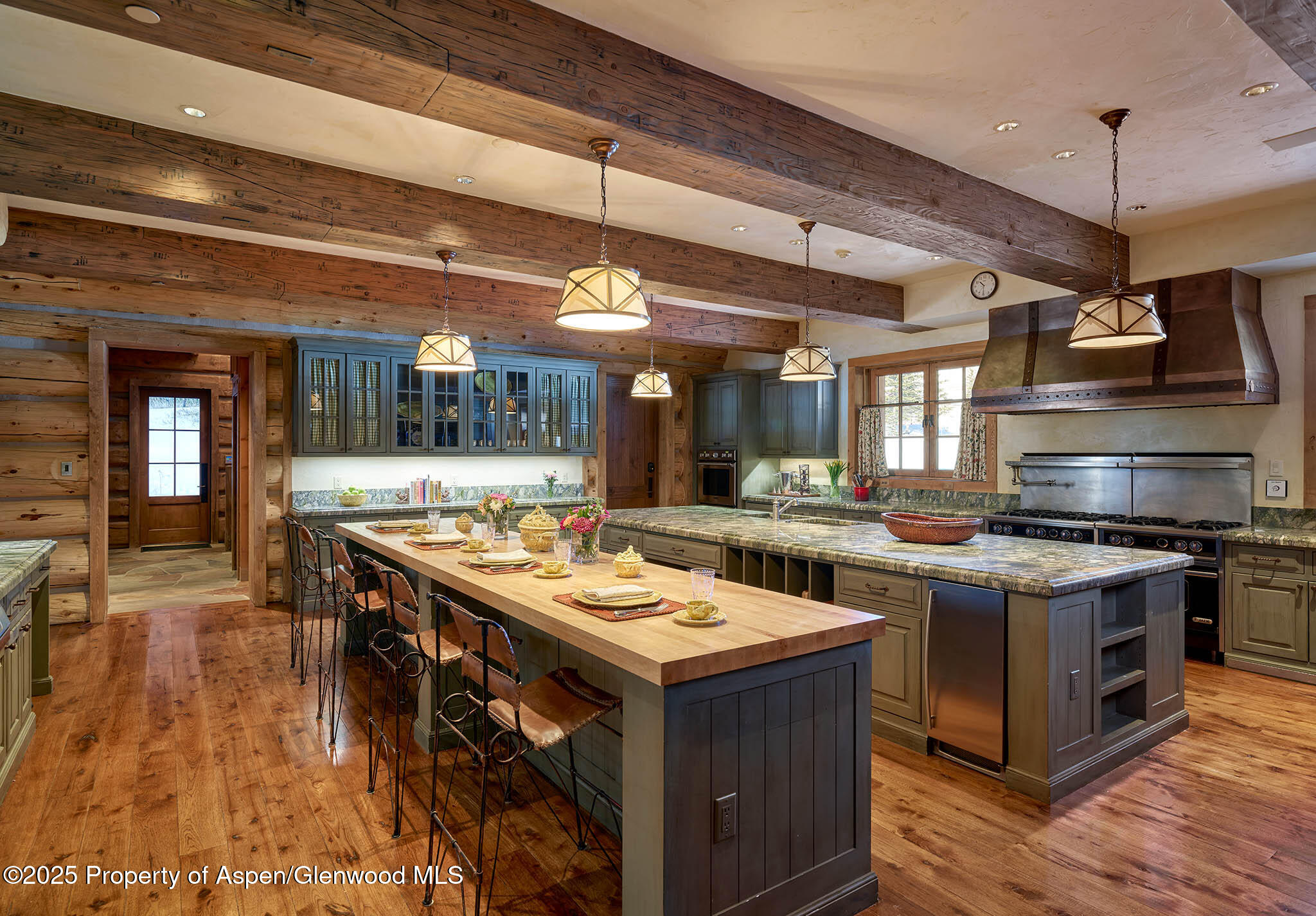 125 Rooney Circle Aspen, CO 81612 - Photo 21 of 57 Chef's kitchen