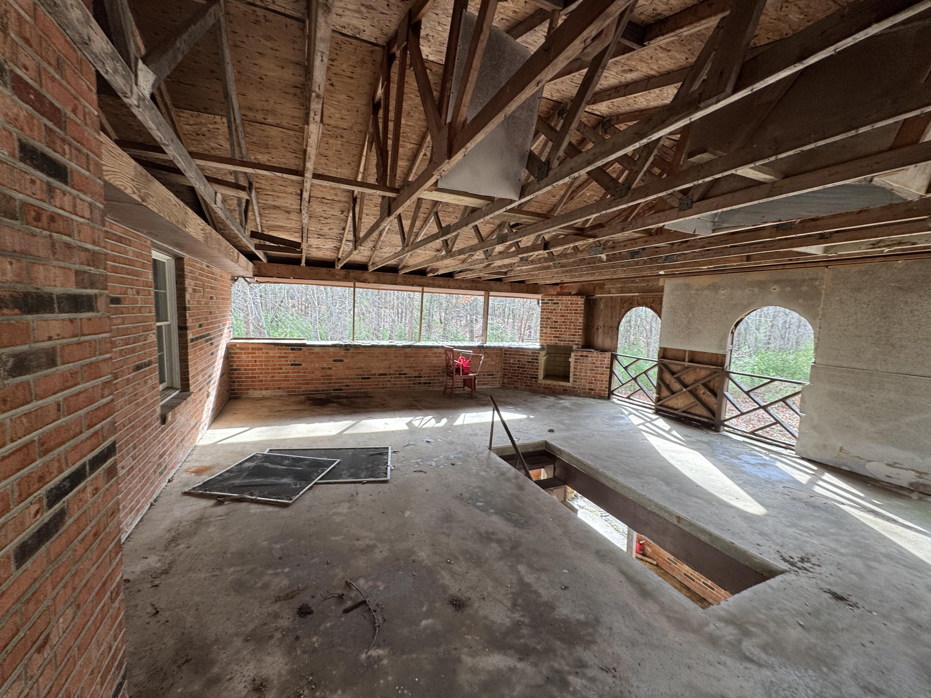 5341 Robinson Tract Road Pulaski, VA 24301 - Photo 21 of 32 a view of garage