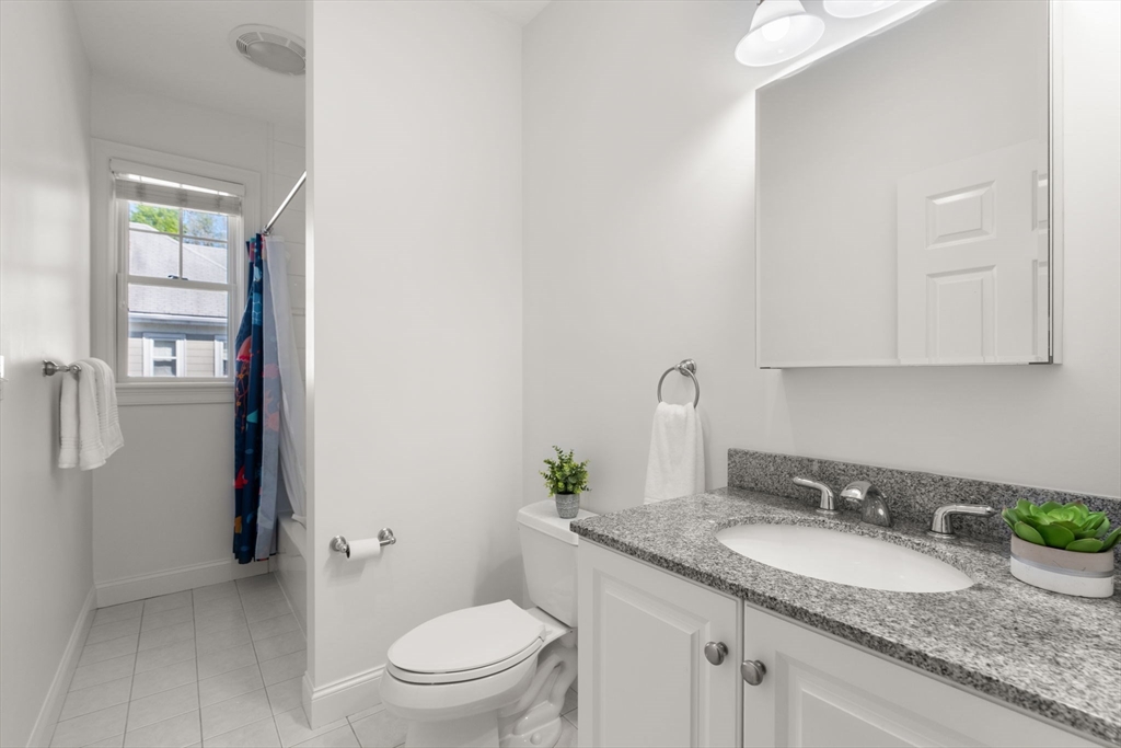 249 Robbins Street, Unit 2 Waltham, MA 02453 - Photo 18 of 34