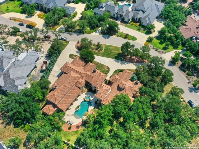 $3,068,000 | 202 Wellesley Loop, Shavano Park, TX 78231