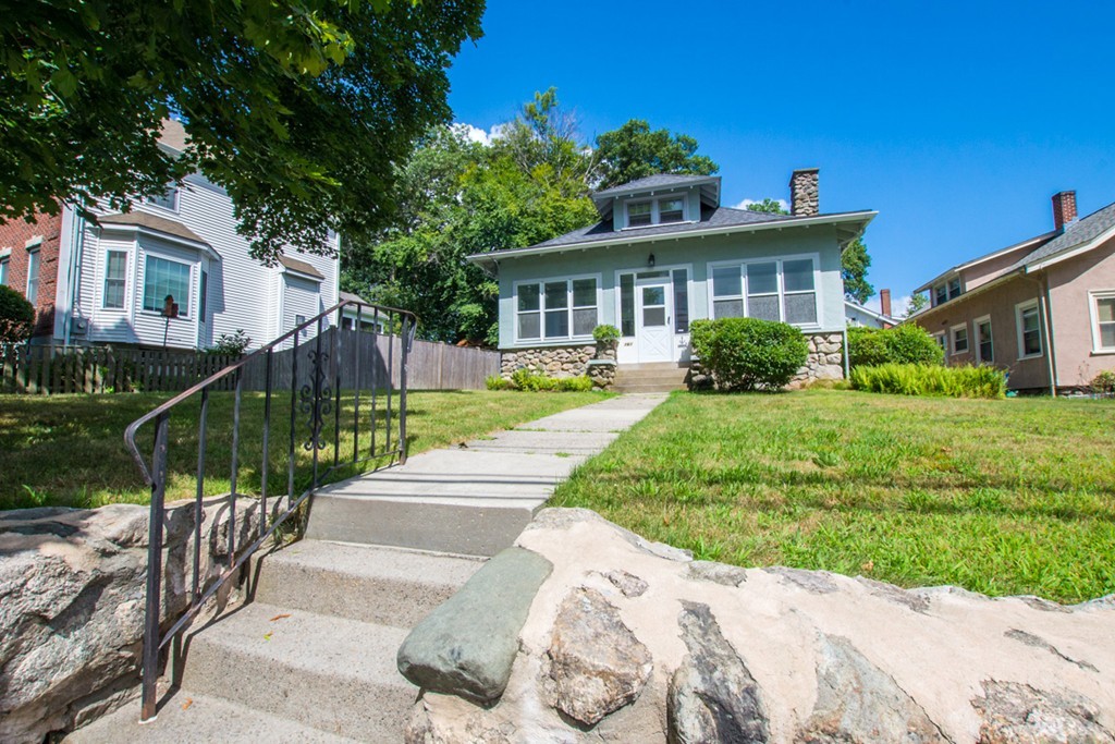 161 Walnut Street Dedham, MA 02026 - Photo 3 of 29 Gallery Image 3