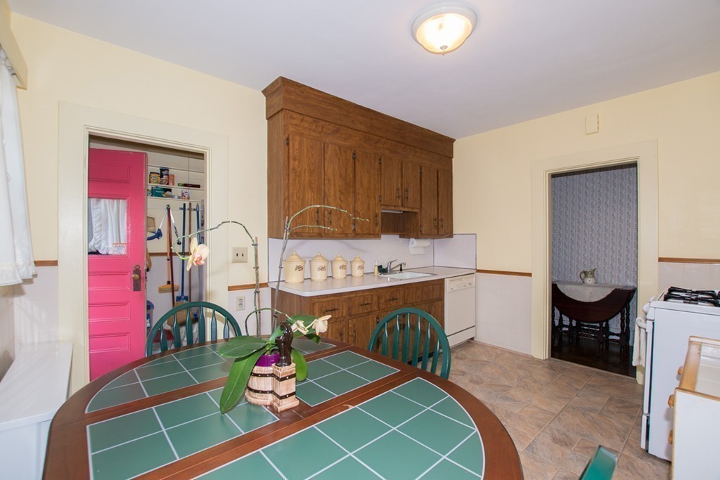 161 Walnut Street Dedham, MA 02026 - Photo 8 of 29 Gallery Image 8