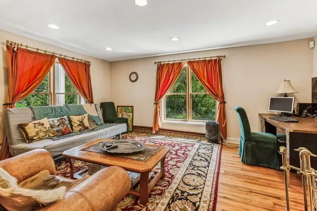 $530,000 | 6460 East Galien Buchanan Road, Buchanan, MI 49107