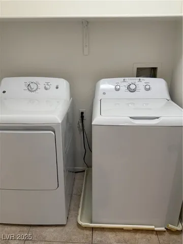 $2,095 | 5866 Bishops Bowl Street, North Las Vegas, NV 89081