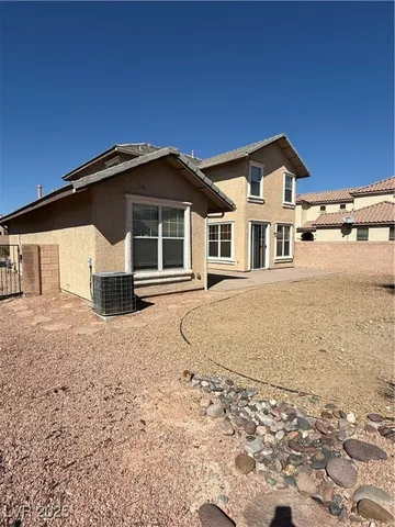 $2,095 | 5866 Bishops Bowl Street, North Las Vegas, NV 89081