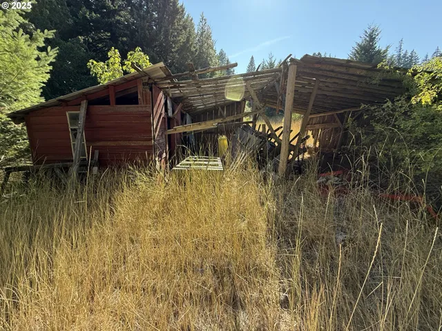 $249,900 | 121 Cooke Road, White Salmon, WA 98672