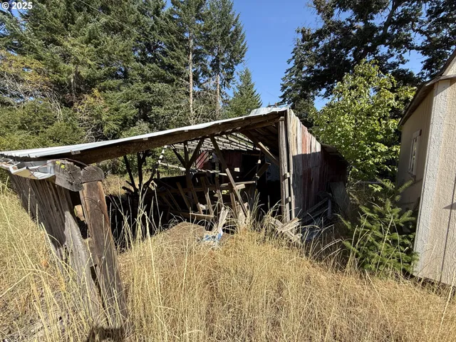 $249,900 | 121 Cooke Road, White Salmon, WA 98672