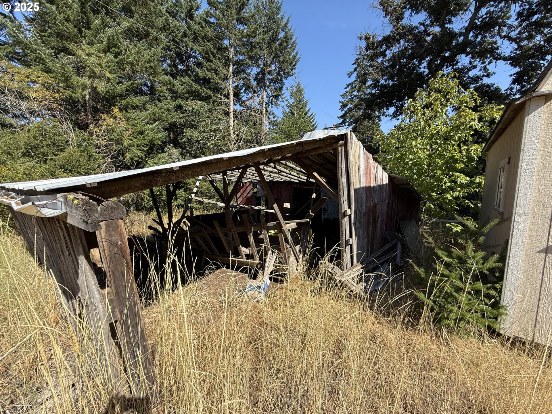 121 Cooke Road White Salmon, WA 98672 - Photo 24 of 48