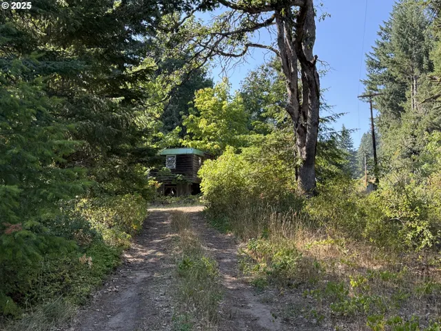 $249,900 | 121 Cooke Road, White Salmon, WA 98672