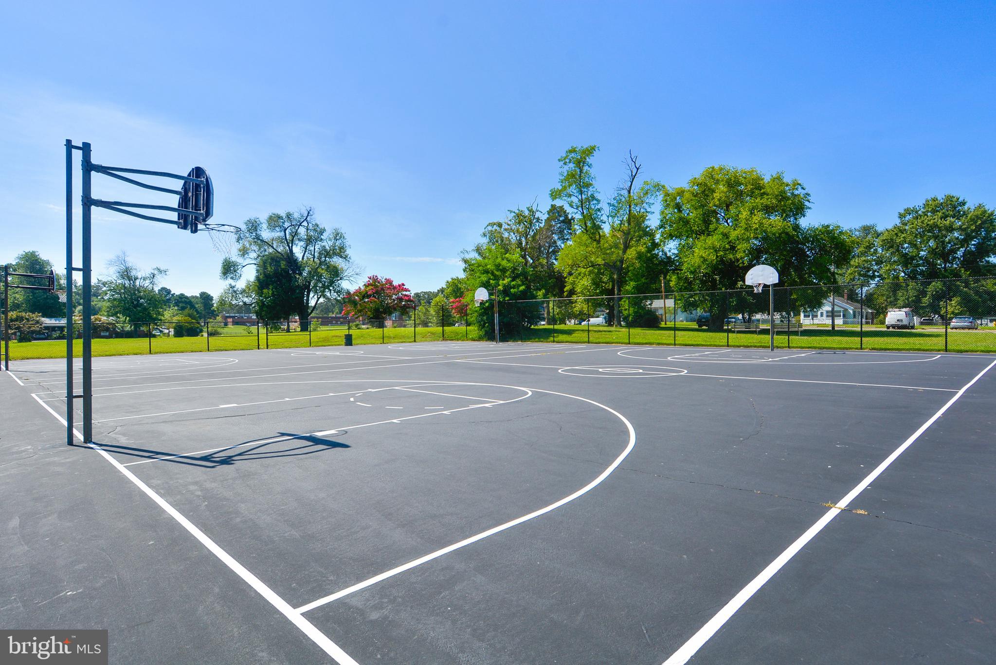 7776 Old House Road Pasadena, MD 21122 - Photo 40 of 41 Basketball courts