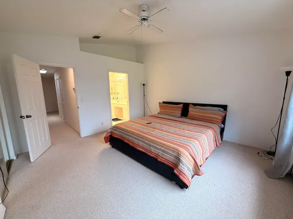 $3,200 | 5121 Sabal Gardens Lane, Unit 2, Boca Raton, FL 33487