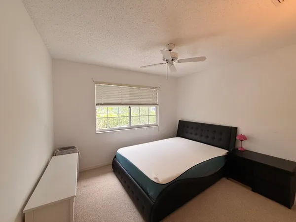 $3,200 | 5121 Sabal Gardens Lane, Unit 2, Boca Raton, FL 33487