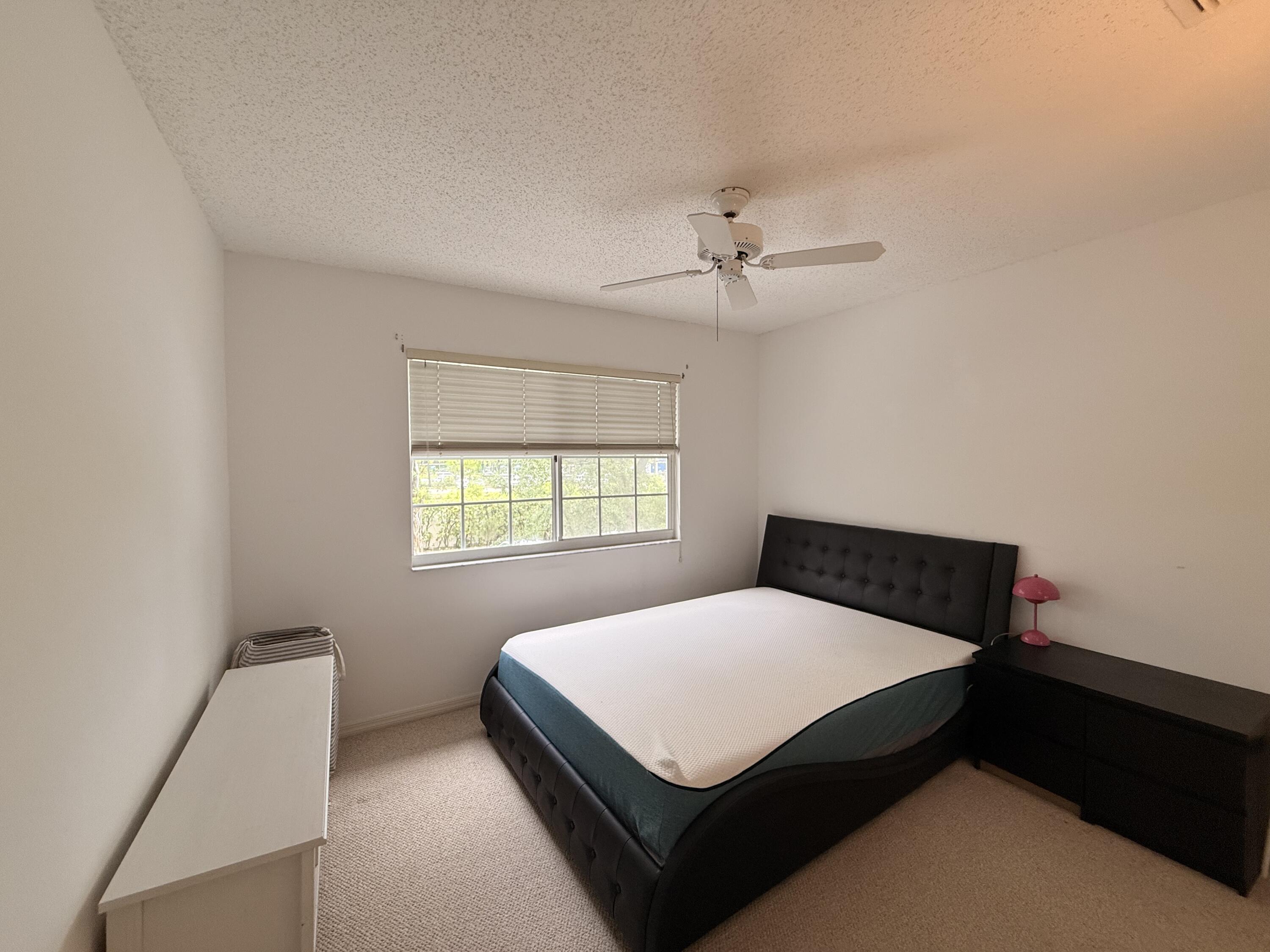 5121 Sabal Gardens Lane, Unit 2 Boca Raton, FL 33487 - Photo 22 of 25 2nd bedroom
