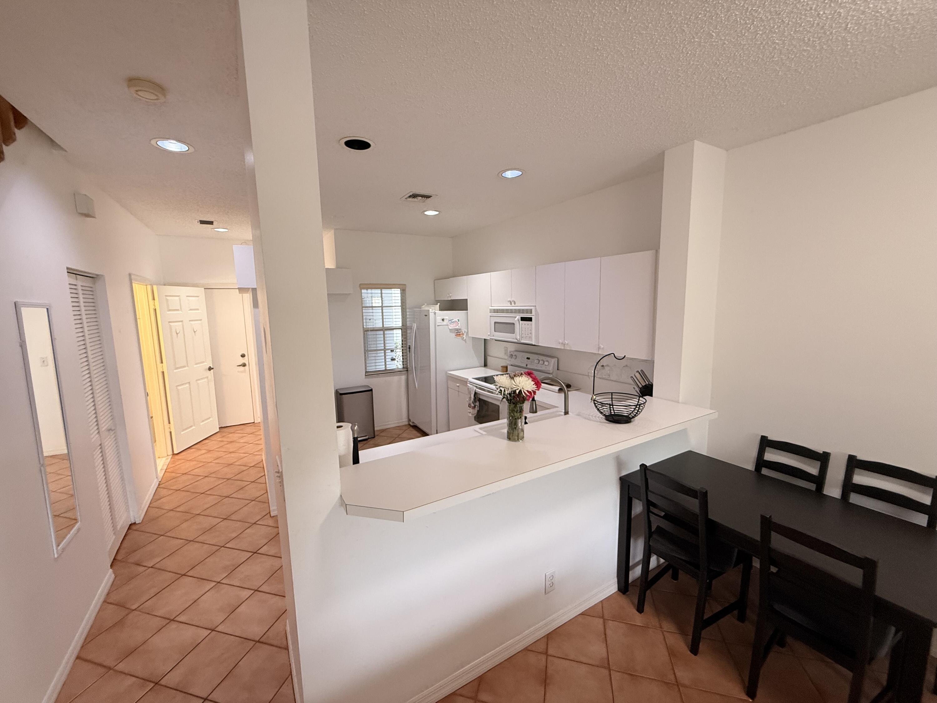 5121 Sabal Gardens Lane, Unit 2 Boca Raton, FL 33487 - Photo 7 of 25 Spacious
