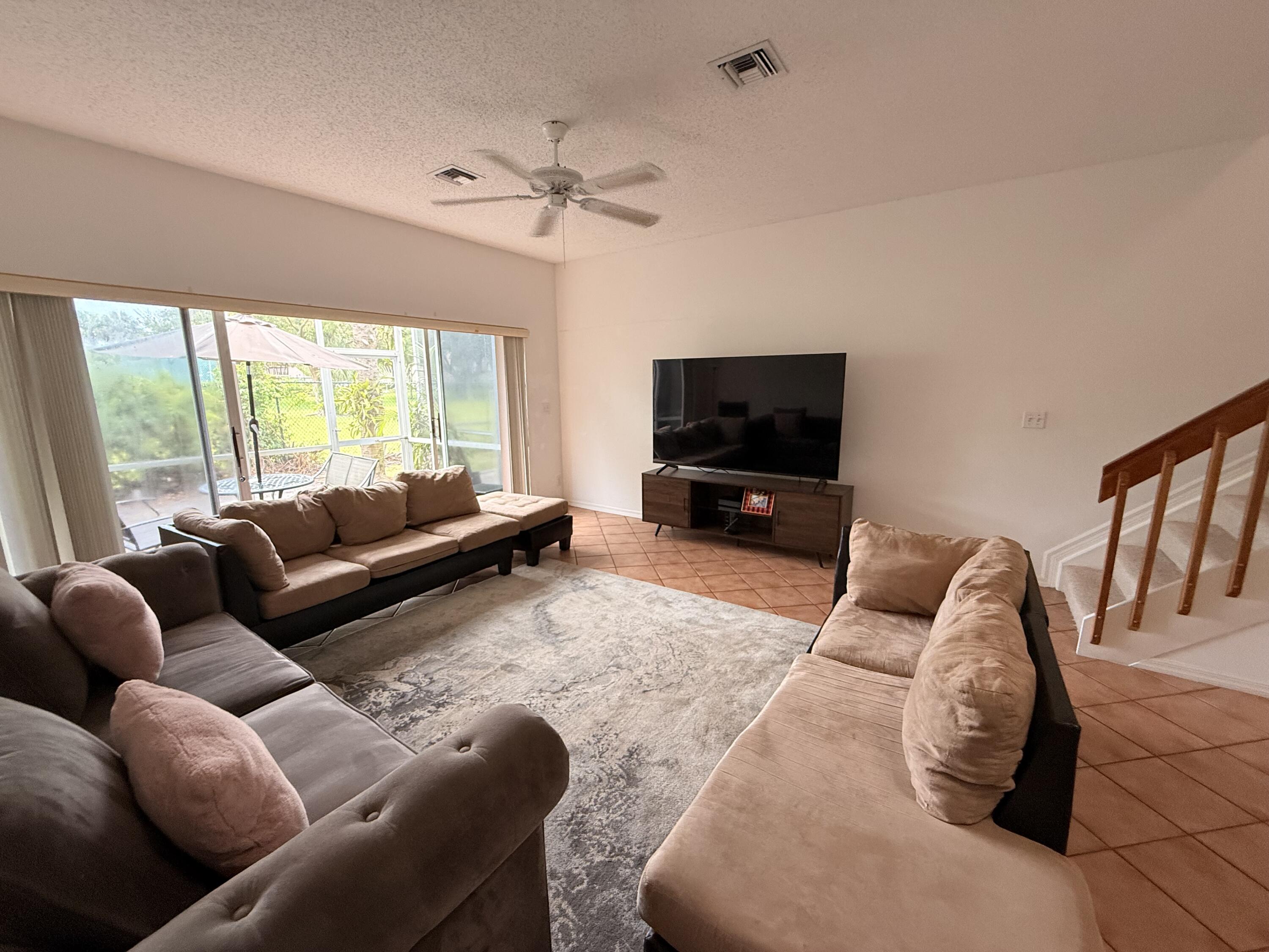 5121 Sabal Gardens Lane, Unit 2 Boca Raton, FL 33487 - Photo 9 of 25 Living room