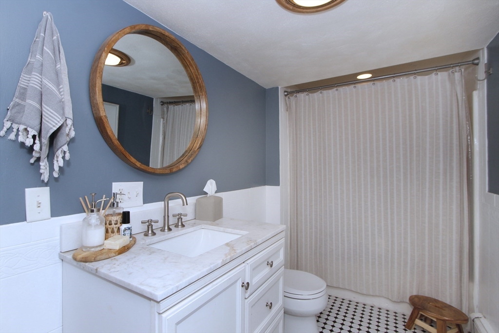 22 Maple Street Wareham, MA 02532 - Photo 31 of 40