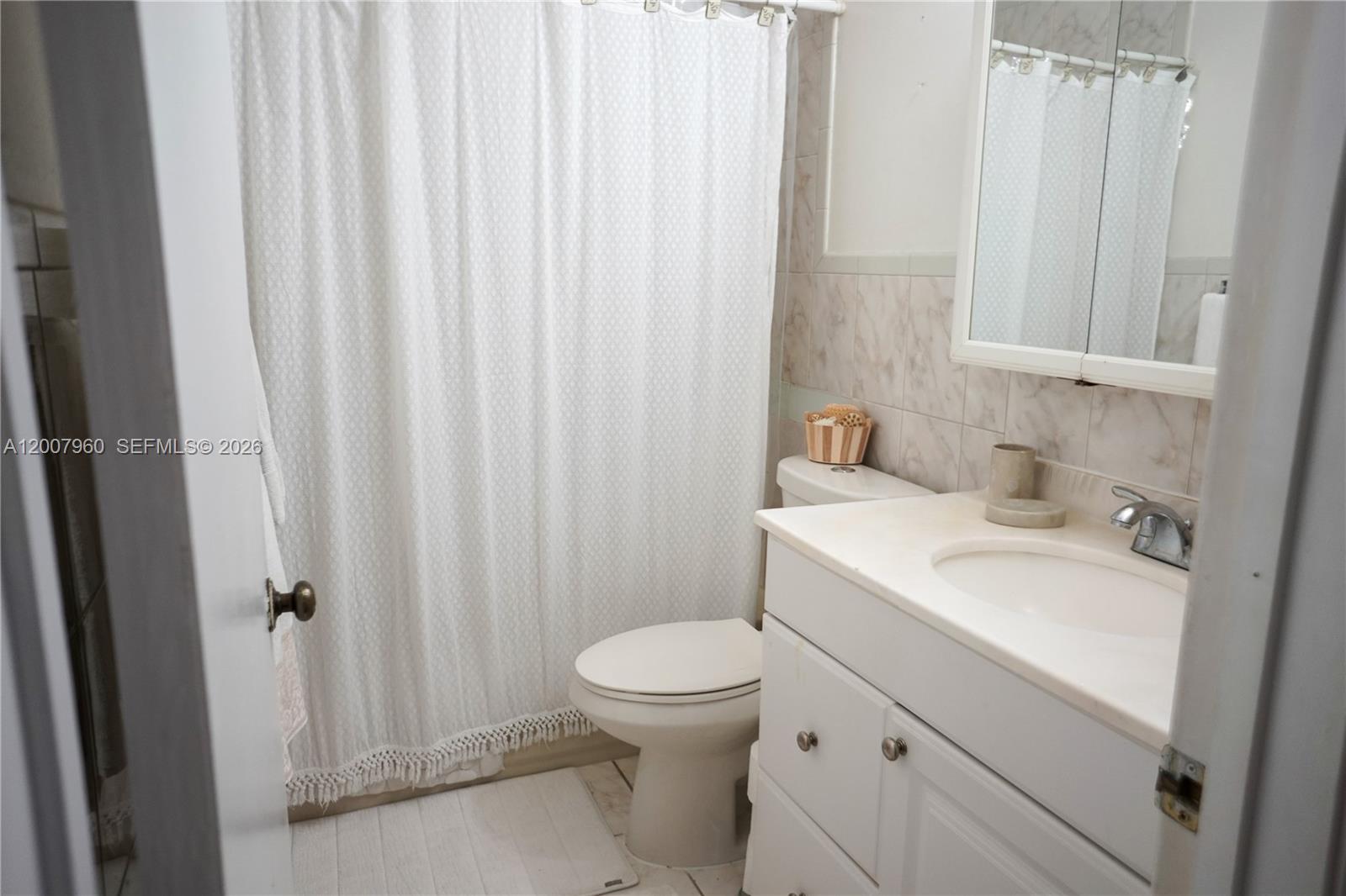 11311 Southwest 164th Terrace Miami, FL 33157 - Photo 13 of 19