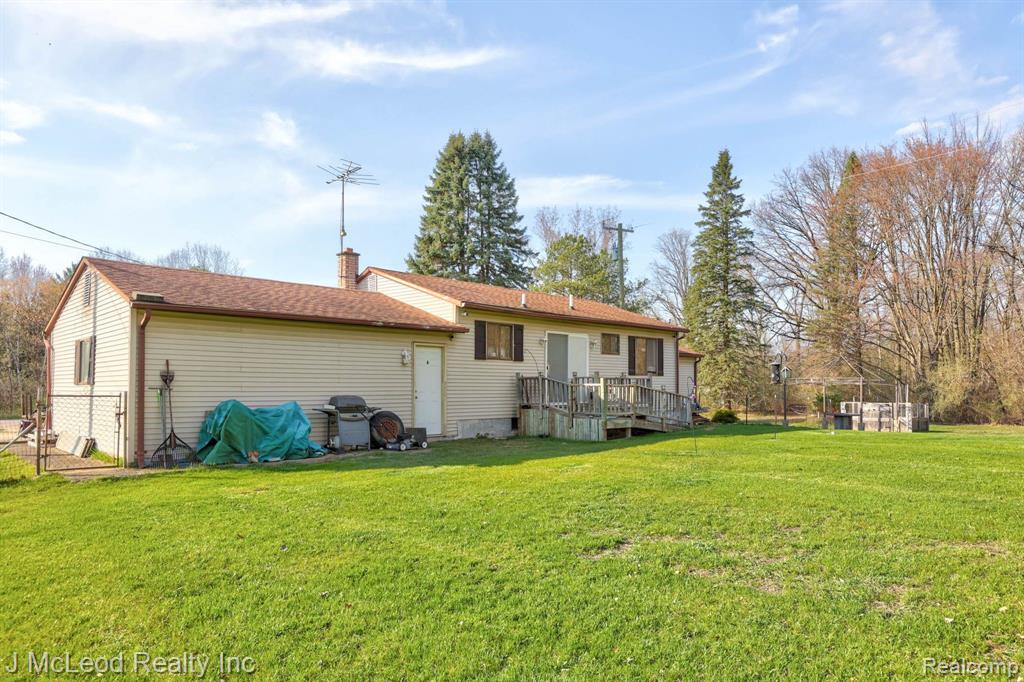 9975 Tuscola Road Clio, MI 48420 - Photo 45 of 58