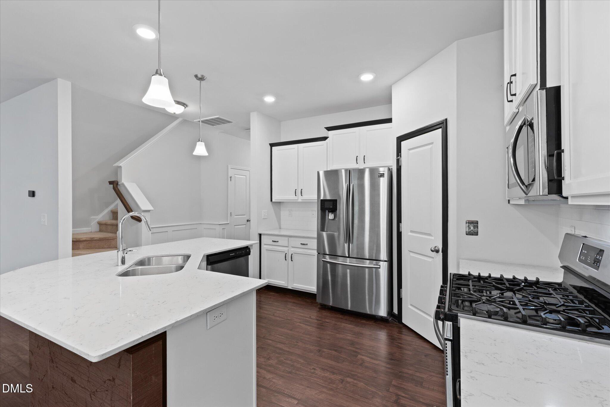6075 Beale Loop Raleigh, NC 27616 - Photo 10 of 42 13-IMG_0193