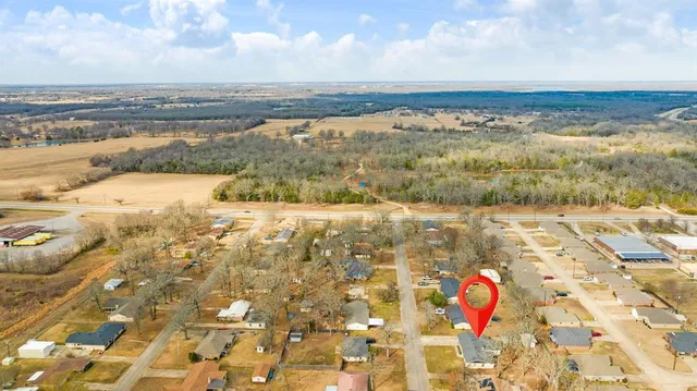 $215,000 | 175 45th Street Southwest, Paris, TX 75460