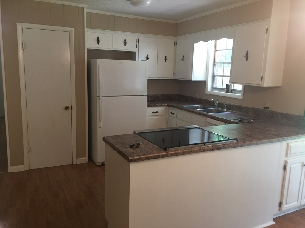 416 Warren Road Augusta, GA 30907 - Photo 4 of 15 Kitchen