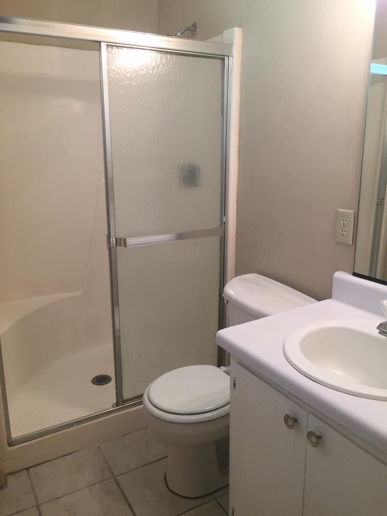 416 Warren Road Augusta, GA 30907 - Photo 8 of 15 Master Bath