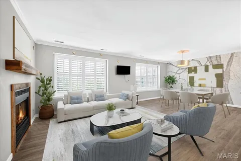 $174,900 | 2320 Rutger Street, Unit E, St. Louis, MO 63104