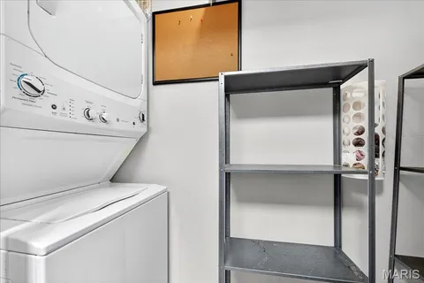 $174,900 | 2320 Rutger Street, Unit E, St. Louis, MO 63104