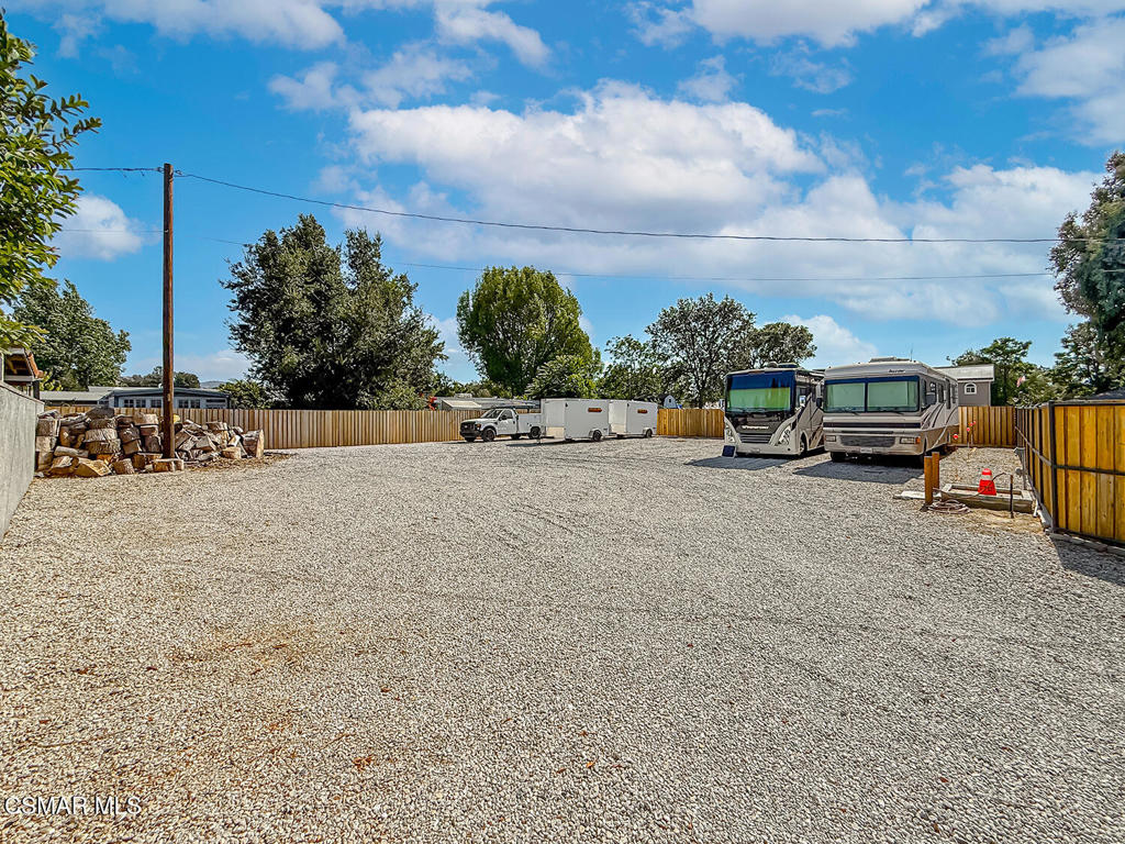 4606 Adam Road Simi Valley, CA 93063 - Photo 8 of 55