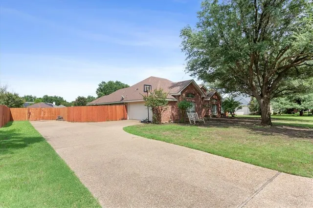 $479,900 | 1102 Evening Sun Lane, Waco, TX 76657