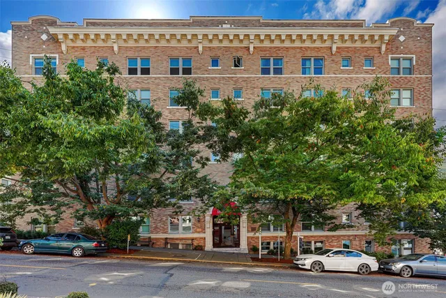 $249,000 | 505 East Denny Way, Unit A304, Seattle, WA 98122