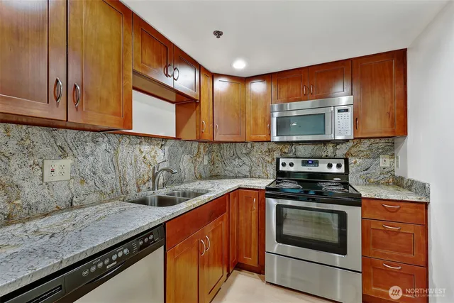 $249,000 | 505 East Denny Way, Unit A304, Seattle, WA 98122