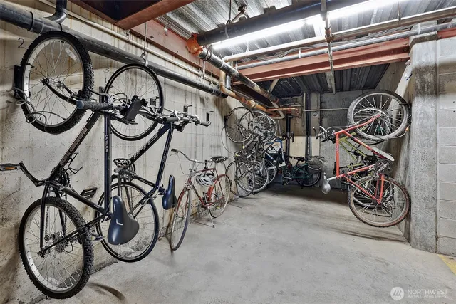 $249,000 | 505 East Denny Way, Unit A304, Seattle, WA 98122