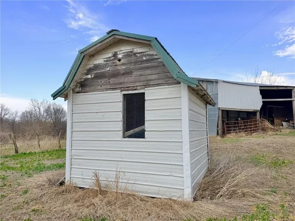 $149,900 | 24353 300th Street, Jamesport, MO 64648