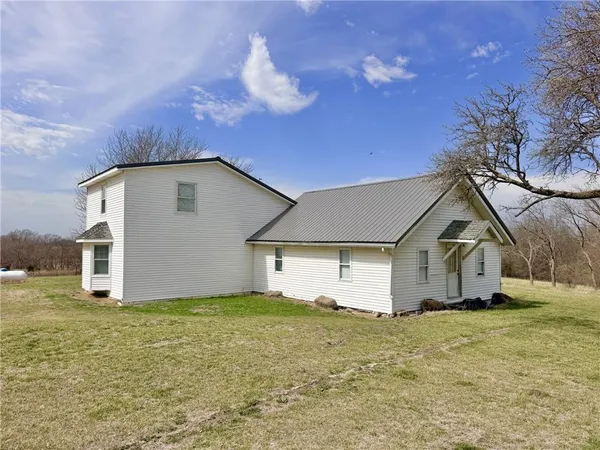 $149,900 | 24353 300th Street, Jamesport, MO 64648