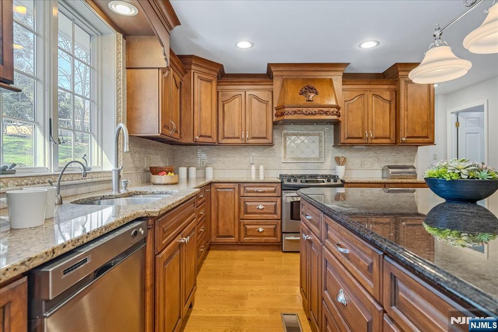 5 Edgehill Road West Orange, NJ 07052 - Photo 12 of 30