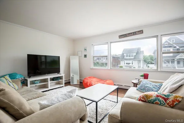 $4,000 | 525 East Beech Street, Unit 1, Long Beach, NY 11561
