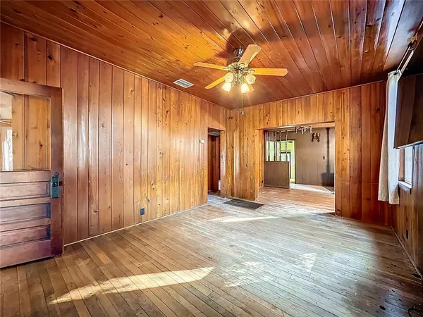 $500,000 | 5759 Lake Street, Mount Dora, FL 32757