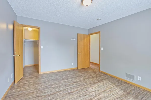 $349,900 | 160 Pacific Avenue East, Dassel, MN 55325